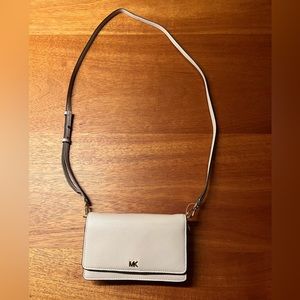 Micheal Kors Cross Body